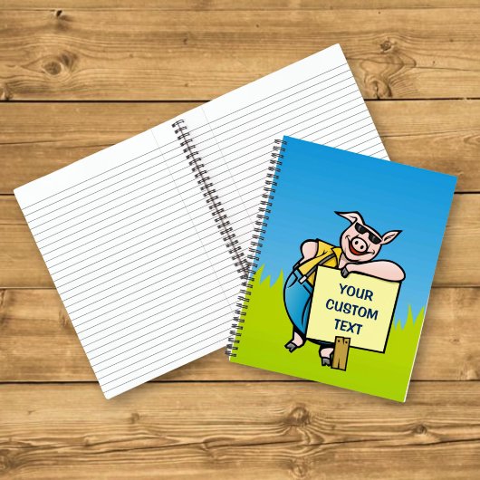 Schweinefleisch mit Schild Notizbuch