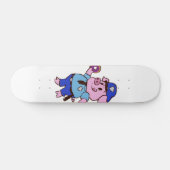 Schweinepolizist isst einen Donut | Farbe wählen Skateboard (Horizontal)
