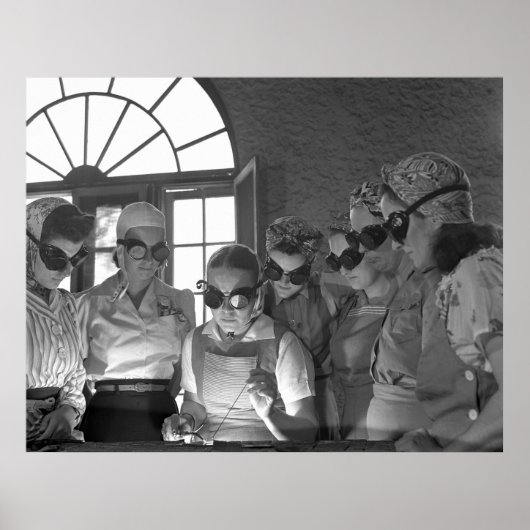 Schweißen von Frauen, 1942 Poster (Vorne)