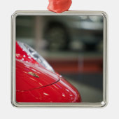 SCHWEIZ, GENF: 75. Genfer Auto 2 Silbernes Ornament (Vorne)