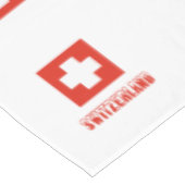 Schweizerische Flagge Personalisiert Tischdecke (Schrägansicht)