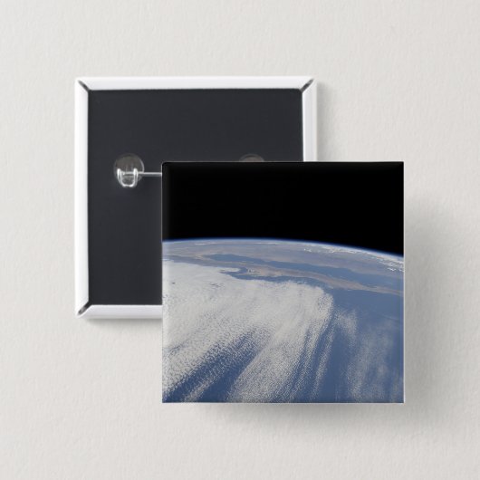 Schwere Wolkendecke über den Pazifik Button (Vorne & Hinten)