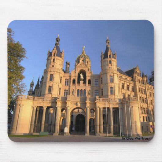 Schwerin-Schloss in Deutschland Mousepad (Vorne)