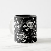 Schwermetallschädel Zweifarbige Tasse (Vorderseite Links)