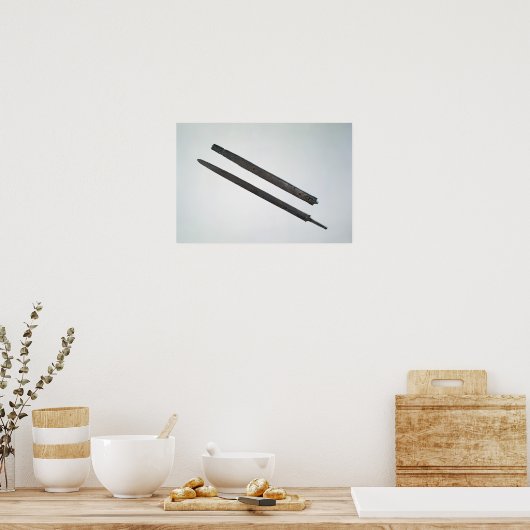 Schwert und Mantel aus La Tene, Schweiz Poster (Küche)