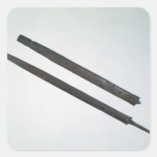 Schwert und Mantel aus La Tene, Schweiz Quadratischer Aufkleber