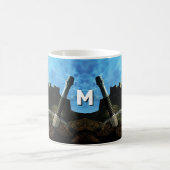 Schwert und Schloss mit Monogramm Kaffeetasse (Mittel)