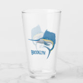 Schwertfischfisch Cartoon Illustration Glas (Rückseite)