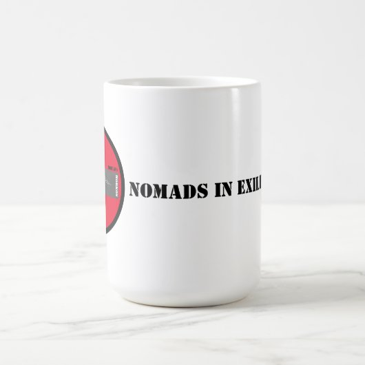 Schwertwal und die Auswirkung der roten Gezeiten Kaffeetasse (Mittel)