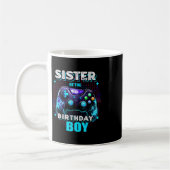 Schwester des Geburtstagsjungen passendes Videospi Kaffeetasse (Links)