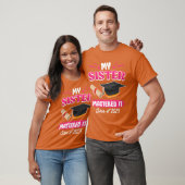 Schwester hat einen Master-Abschluss 2023 Master-A T-Shirt (Unisex)