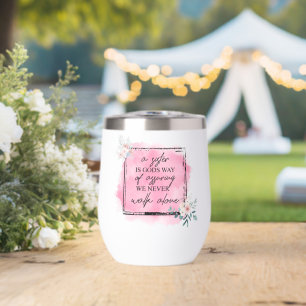 Schwestern-Tumbler mit floraler Anmut