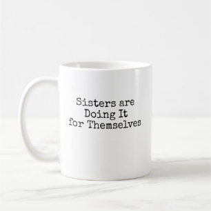 Schwestern tun es für selbst kaffeetasse
