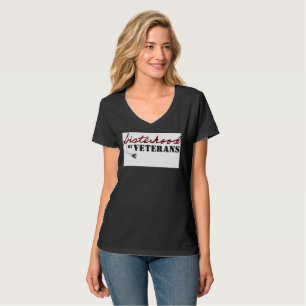 Schwestern von Veteranen Militär Stolz Design T-Shirt