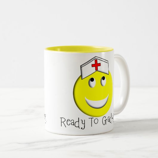 Schwesternschülerin-großer Gelb-Absolvent! " Zweifarbige Tasse (VorderseiteRechts)