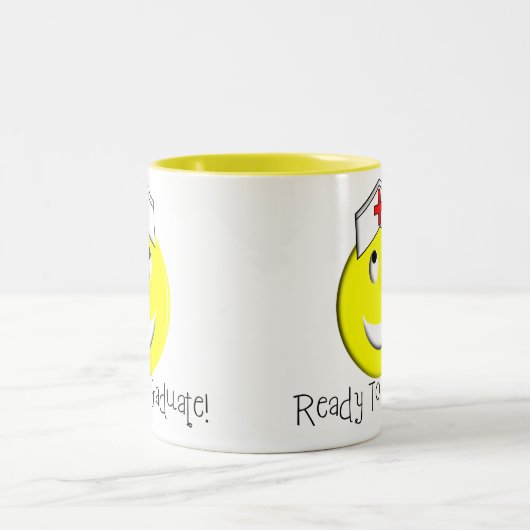 Schwesternschülerin-großer Gelb-Absolvent! " Zweifarbige Tasse (Mittel)