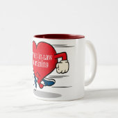 Schwiegermutter in der Trainings-Tasse Zweifarbige Tasse (VorderseiteRechts)