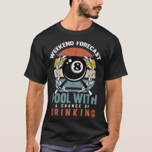 Schwimmbad mit Umkleidekabine mit 8 Billard. T-Shirt