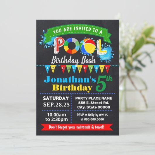 SchwimmbadGeburtstagsfeier Sommerpäckchen Einladung (Stehend Vorderseite)