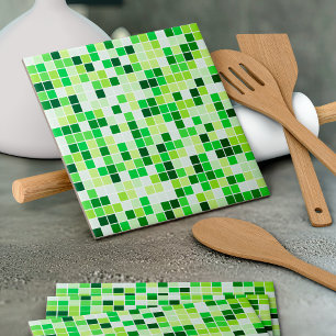 Schwimmbecken, grüne Mosaikfliesen, geometrisches  Fliese