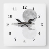 Schwimme in der Mondlicht-Wall-Uhr Quadratische Wanduhr (Vorderseite)