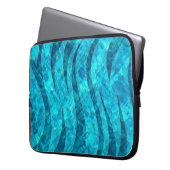 Schwimmen im Pool Laptopschutzhülle (Vorderseite Links)
