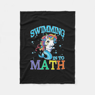 Schwimmen in Mathe Unicorn Meerjungfrau T - Shirt Fleecedecke