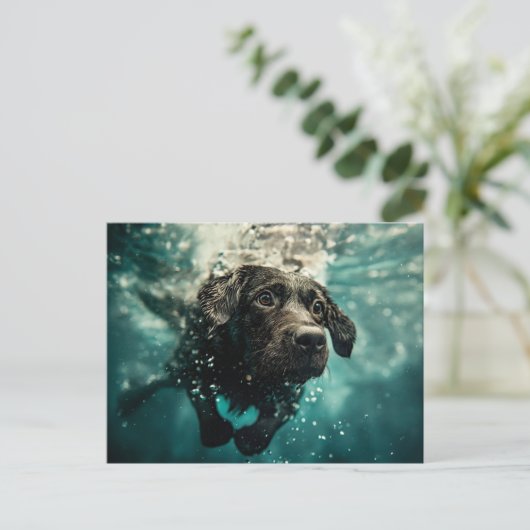 Schwimmen Labrador Puppy Underwater Design Postkarte (Stehend Vorderseite)