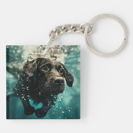 Schwimmen Labrador Puppy Underwater Design Schlüsselanhänger (Rückseite)