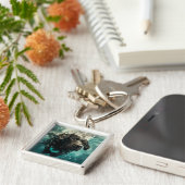 Schwimmen Labrador Puppy Underwater Design Schlüsselanhänger (Seite)