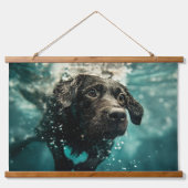 Schwimmen Labrador Puppy Underwater Design Wandteppich Mit Holzrahmen (Vorne)