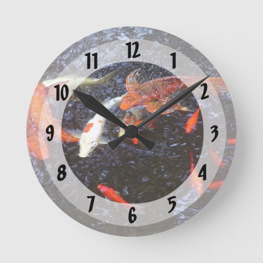 Schwimmende Koi Runde Wanduhr (Vorderseite)
