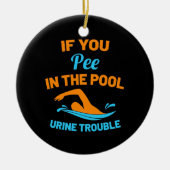 Schwimmer Pech im Pool Keramik Ornament (Vorne)