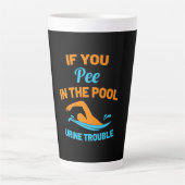 Schwimmer Pech im Pool Milchtasse (Vorderseite)