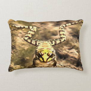 Schwimmfrösche, eingebettet in klares Wasser Paint Zierkissen