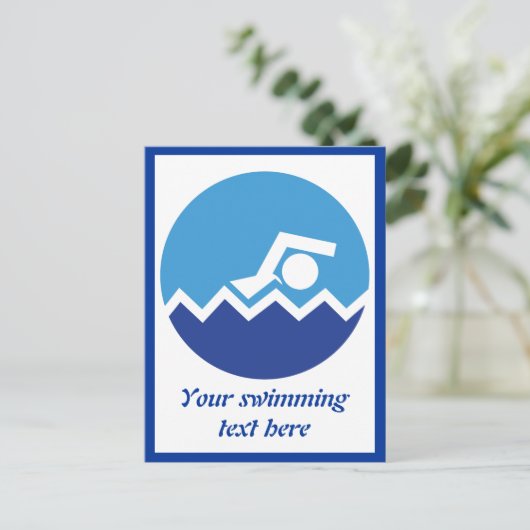Schwimmgeschenke, Schwimmer auf einem blauen Kreis Postkarte (Stehend Vorderseite)