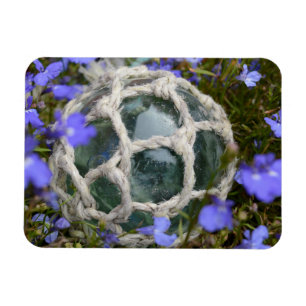 Schwimmkörper unter Blumen Magnet