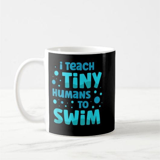 Schwimmlehrerin ich winzige Menschen beim Schwimme Kaffeetasse (Links)