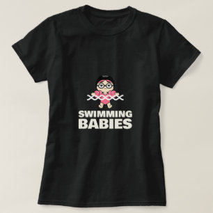 Schwimmunterricht im Aquatic Center für Säuglinge T-Shirt