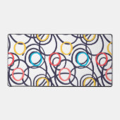 Schwindel-Doodle-Kreise auf weiß Schreibtischunterlage (Vorderseite)