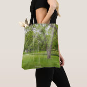 Schwingen in der Tasche mit Sonnenlicht (Von Nahem)