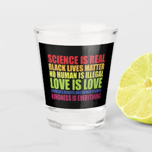 Science ist real Black Lives Matter LGBT Stolz Schnapsglas