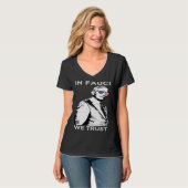 Science  Sunglasses Amercian flag  In Fauci We Tru T-Shirt (Vorderseite Vollansicht)