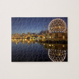 Science World und CBD, gespiegelt in False Creek, Puzzle