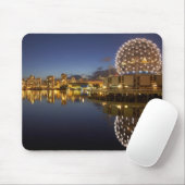 Science World und CBD spiegeln sich in False Creek Mousepad (Mit Mouse)