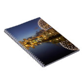 Science World und CBD spiegeln sich in False Creek Notizblock (Rechte Seite)