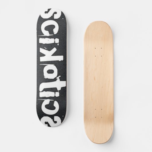SCIKOTICS SK8 SKATEBOARD (Vorderseite)
