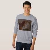 Scooby auf Couch Sweatshirt (Vorne ganz)