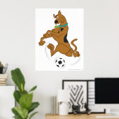 Scooby-Doo, das Fußball tritt Poster (Heimbüro)