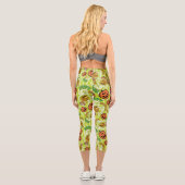 Scooby-Doo | Fröhliches Halloween-Muster Capri Leggings (Rückseite)